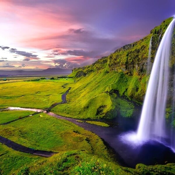 Viaggio organizzato in Islanda alla scoperta di incredibili cascate