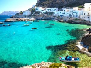 Viaggio Organizzato in Sicilia ed un mare turchese