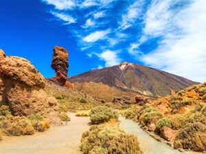 Viaggio organizzato a Tenerife tra paesaggi lunari