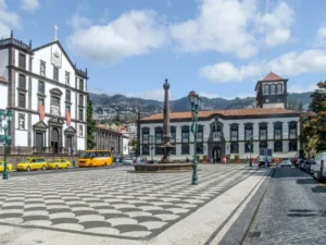 Porto Madeira - Funchal - Piazza del municipio
